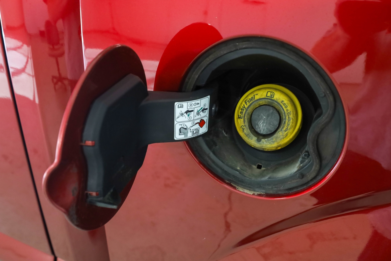 Ford F-150 Lariat 4WD SuperCrew 5.5' Box 2017 Ford F-150 Lariat 4WD SuperCrew 5.5' Box 2017