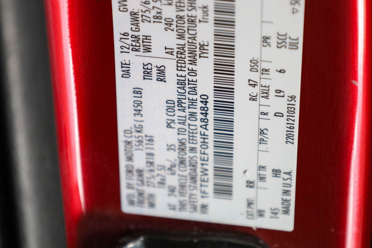 Ford F-150 Lariat 4WD SuperCrew 5.5' Box 2017 Ford F-150 Lariat 4WD SuperCrew 5.5' Box 2017