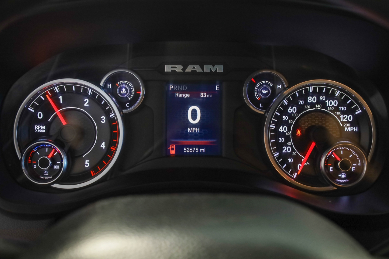 RAM 3500 Big Horn 4x4 Crew Cab 8' Box 2022 RAM 3500 Big Horn 4x4 Crew Cab 8' Box 2022