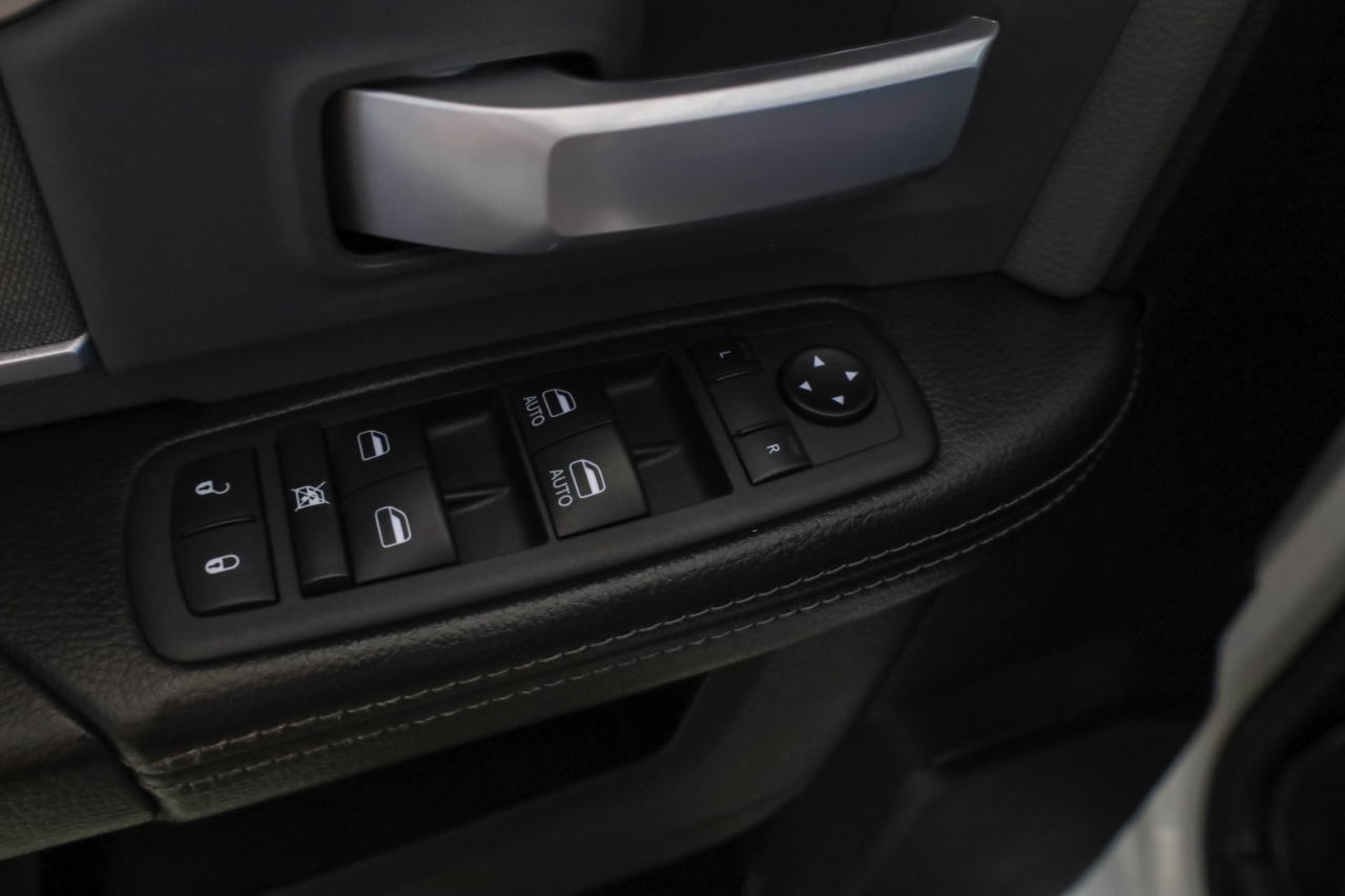 RAM 3500 Big Horn 4x4 Crew Cab 8' Box 2022 RAM 3500 Big Horn 4x4 Crew Cab 8' Box 2022