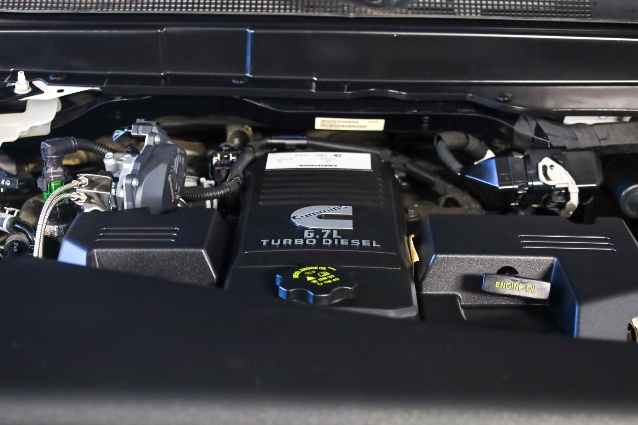 RAM 3500 Big Horn 4x4 Crew Cab 8' Box 2022 RAM 3500 Big Horn 4x4 Crew Cab 8' Box 2022