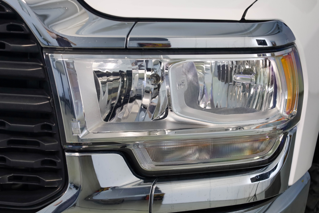 RAM 3500 Big Horn 4x4 Crew Cab 8' Box 2022