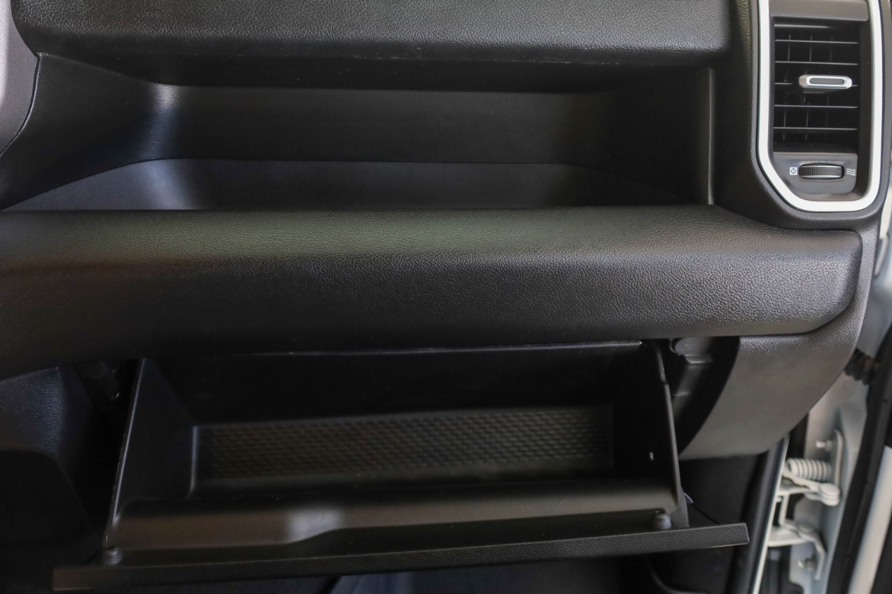 RAM 3500 Big Horn 4x4 Crew Cab 8' Box 2022