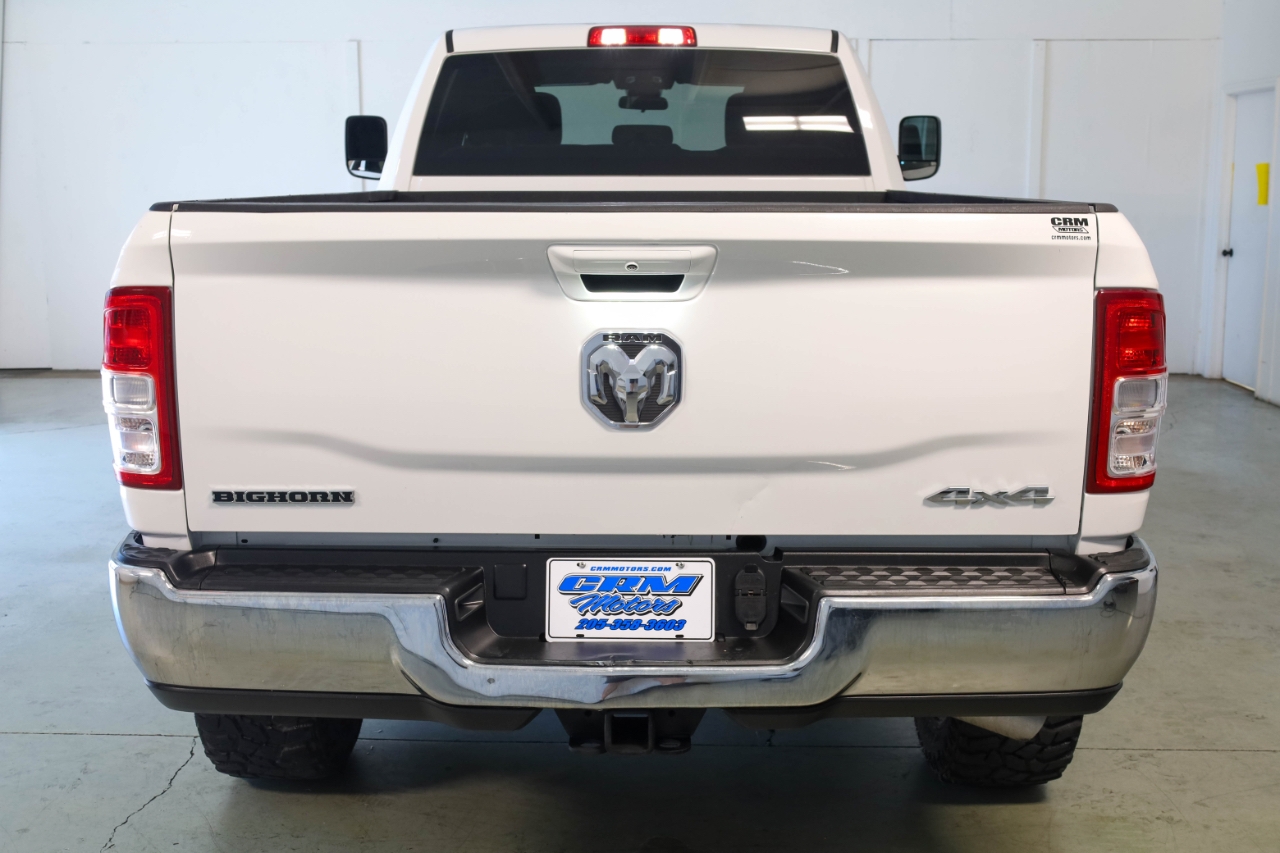 RAM 3500 Big Horn 4x4 Crew Cab 8' Box 2022