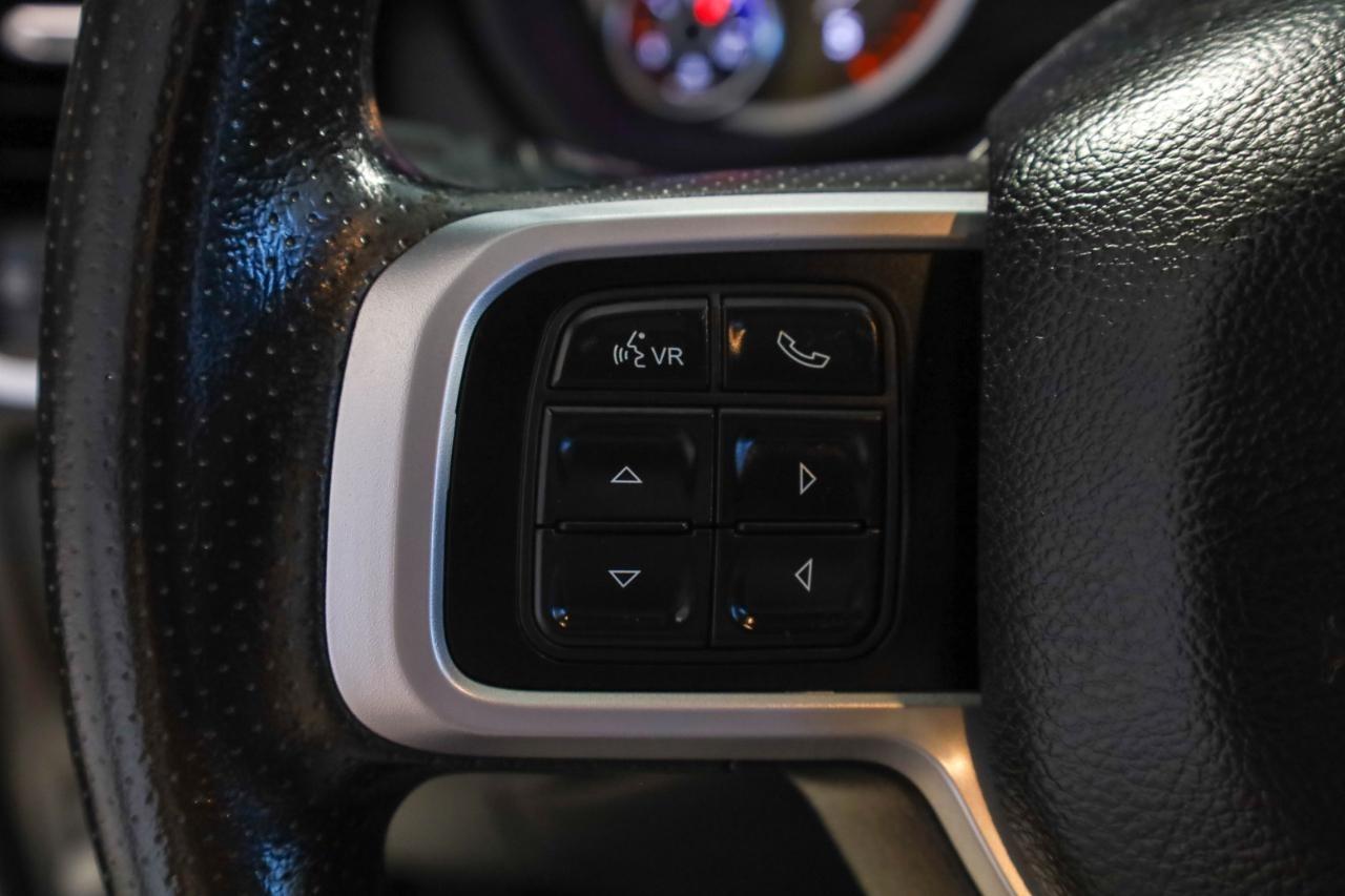 RAM 3500 Big Horn 4x4 Crew Cab 8' Box 2022