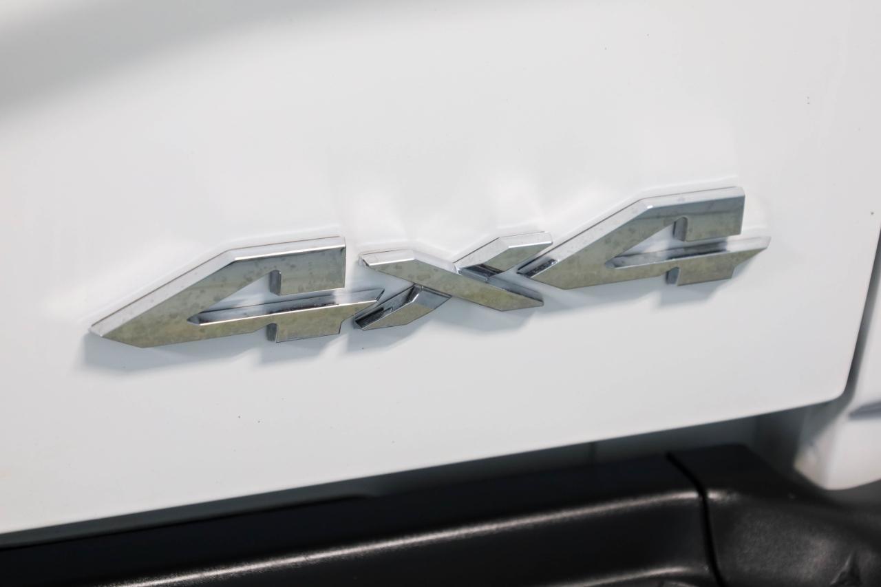 RAM 3500 Big Horn 4x4 Crew Cab 8' Box 2022