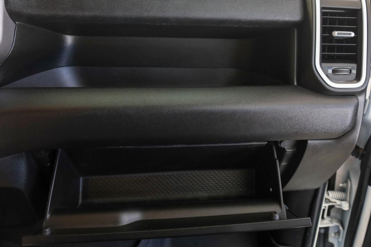 RAM 3500 Big Horn 4x4 Crew Cab 8' Box 2022