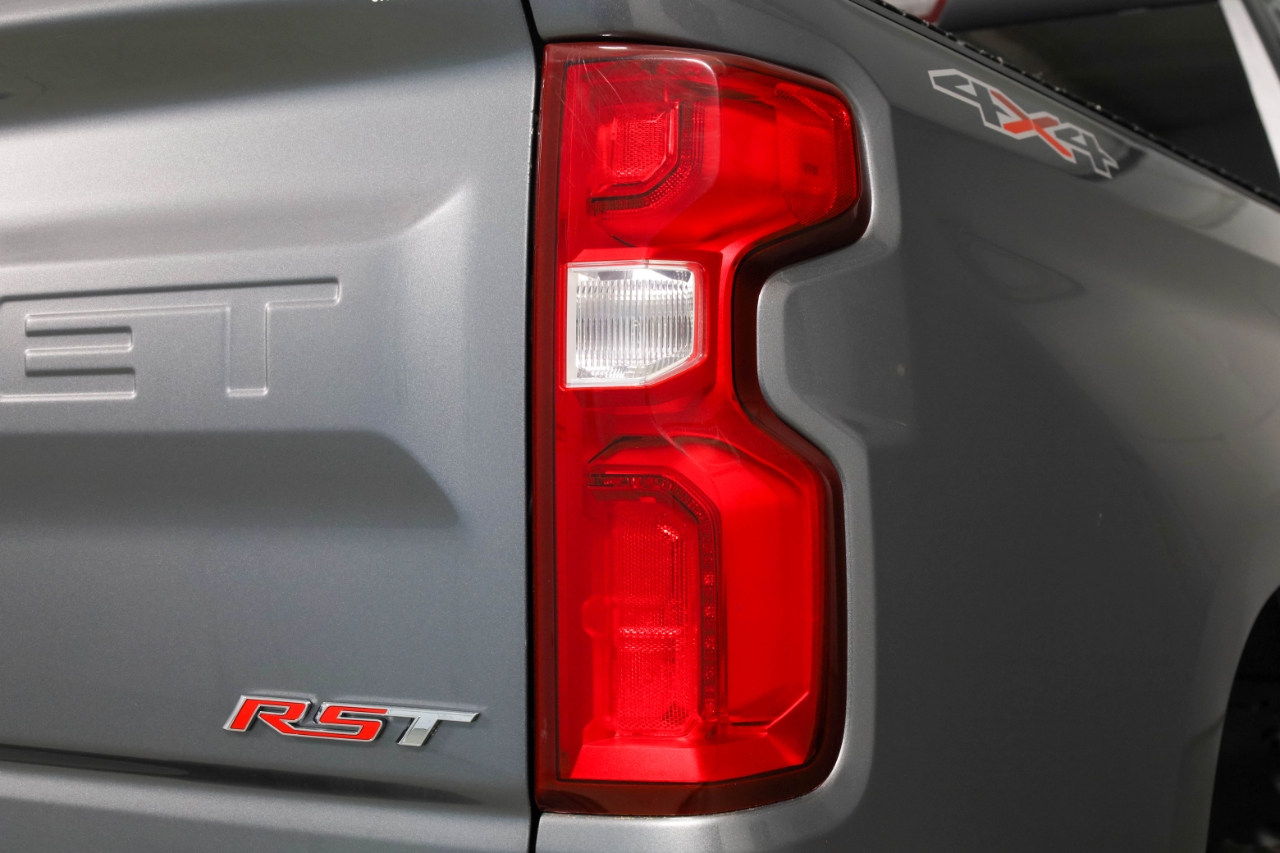 Chevrolet Silverado 1500 4WD Crew Cab 147" RST 2020 Chevrolet Silverado 1500 4WD Crew Cab 147" RST 2020