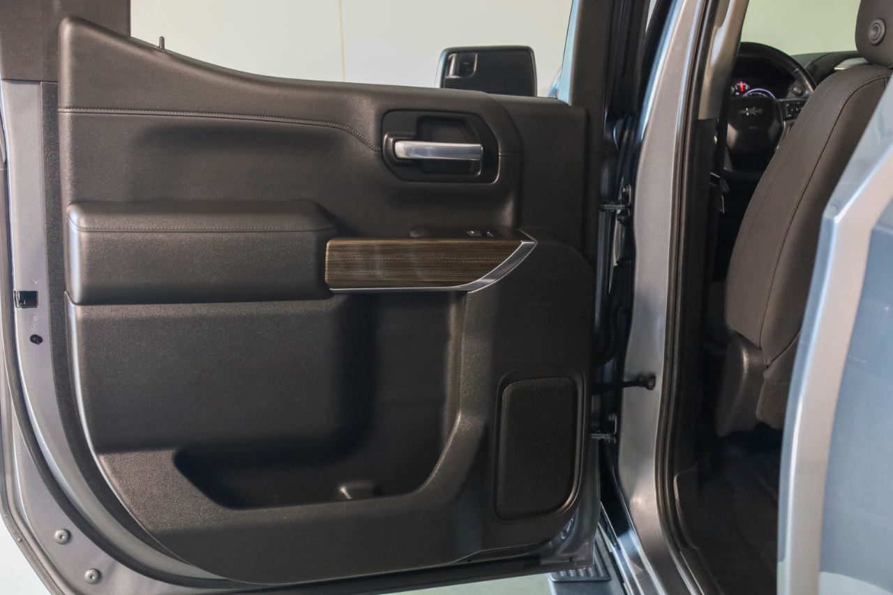 Chevrolet Silverado 1500 4WD Crew Cab 147" RST 2020 Chevrolet Silverado 1500 4WD Crew Cab 147" RST 2020