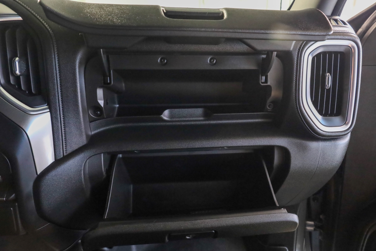 Chevrolet Silverado 1500 4WD Crew Cab 147" RST 2020 Chevrolet Silverado 1500 4WD Crew Cab 147" RST 2020