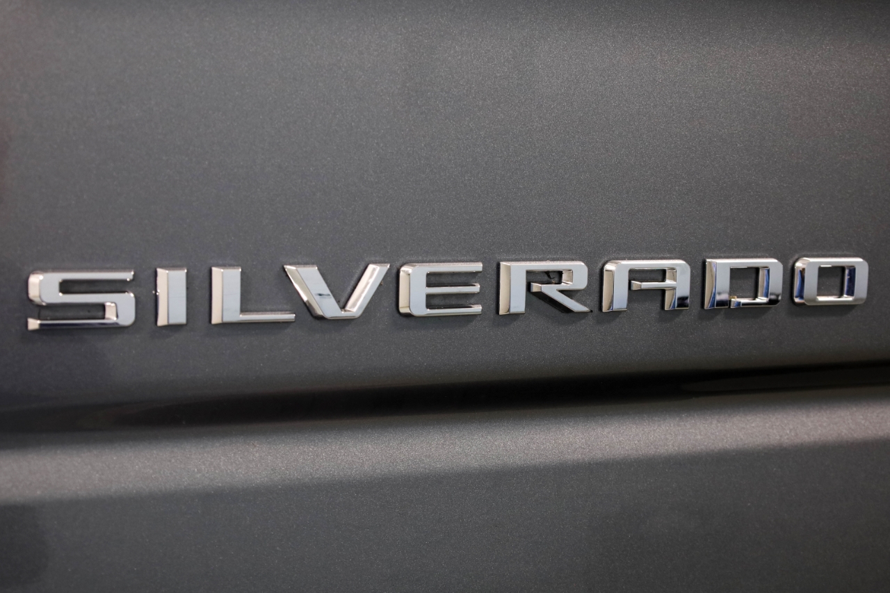 Chevrolet Silverado 1500 4WD Crew Cab 147" RST 2020 Chevrolet Silverado 1500 4WD Crew Cab 147" RST 2020