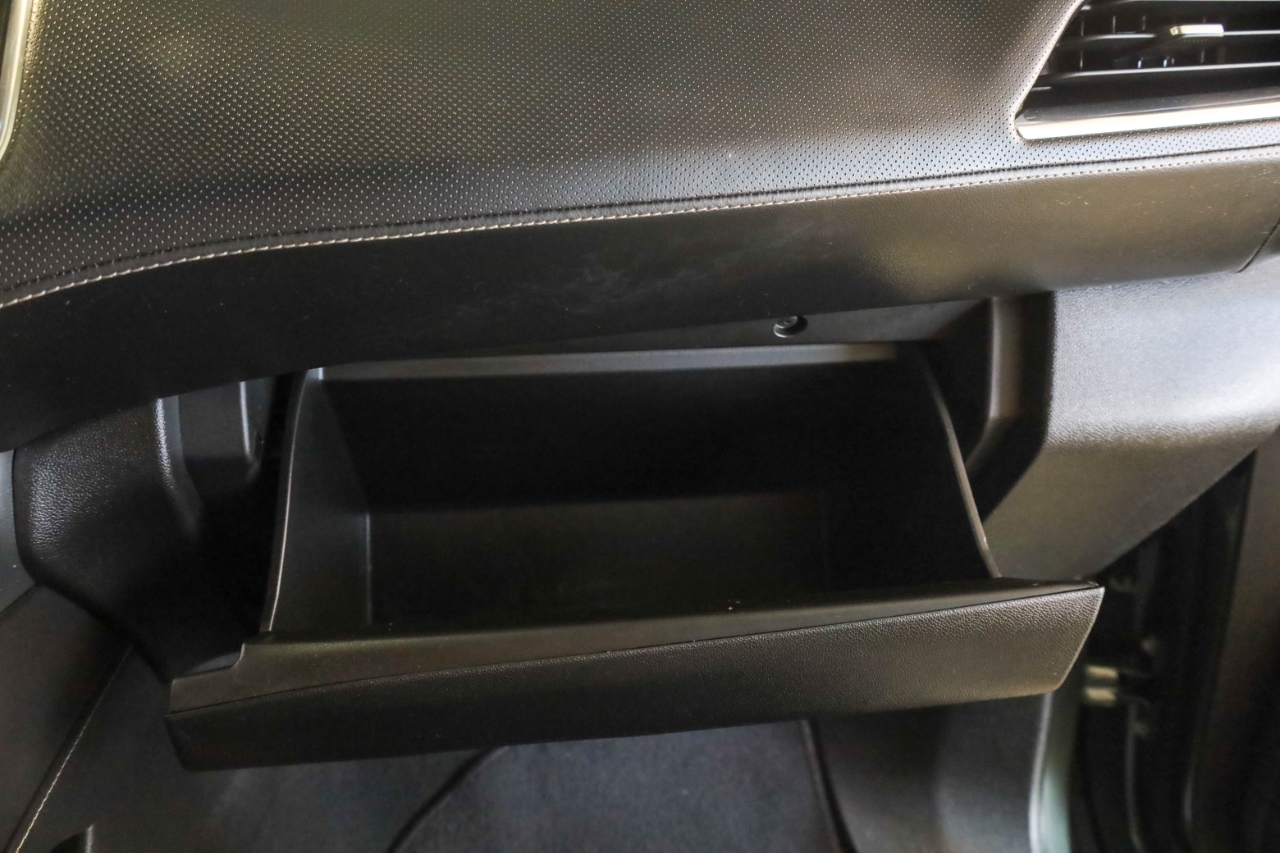 Chevrolet Suburban 4WD 4dr Premier 2023