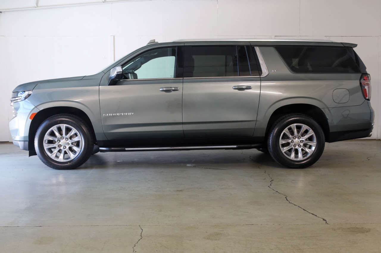Chevrolet Suburban 4WD 4dr Premier 2023