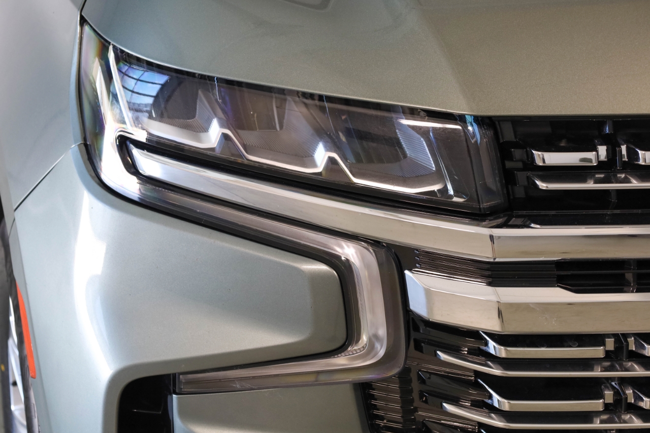 Chevrolet Suburban 4WD 4dr Premier 2023