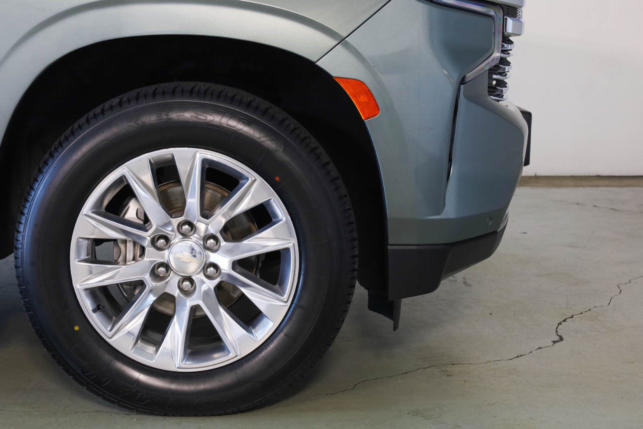 Chevrolet Suburban 4WD 4dr Premier 2023