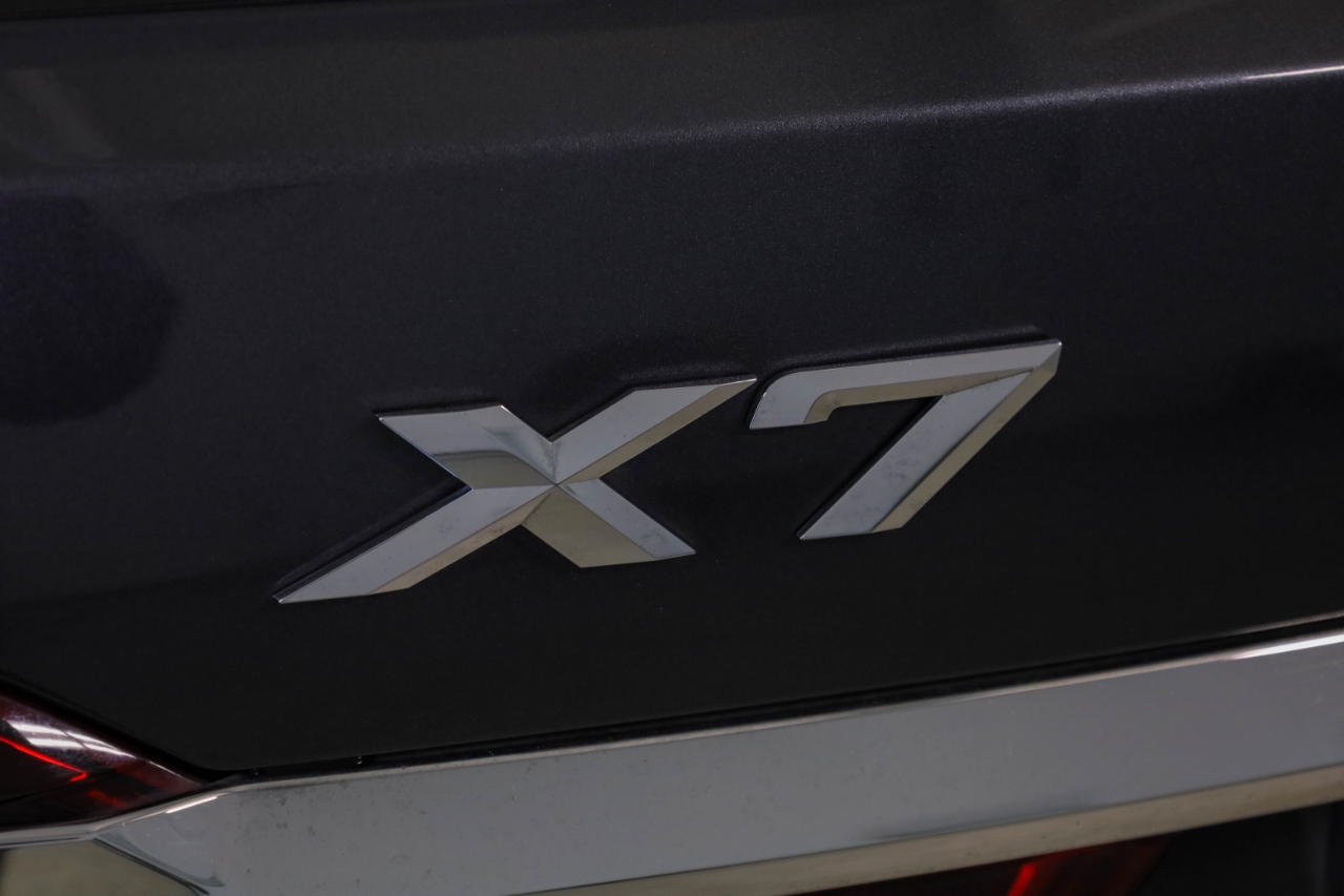 BMW X7 xDrive40i Sports Activity Vehicle 2019