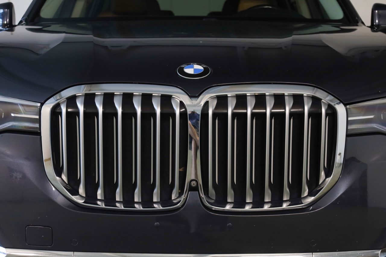 BMW X7 xDrive40i Sports Activity Vehicle 2019