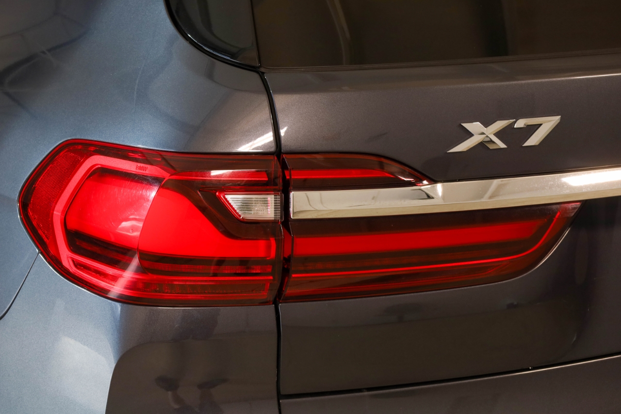 BMW X7 xDrive40i Sports Activity Vehicle 2019