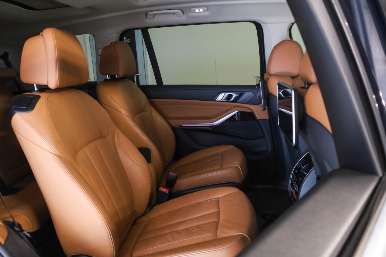 BMW X7 xDrive40i Sports Activity Vehicle 2019