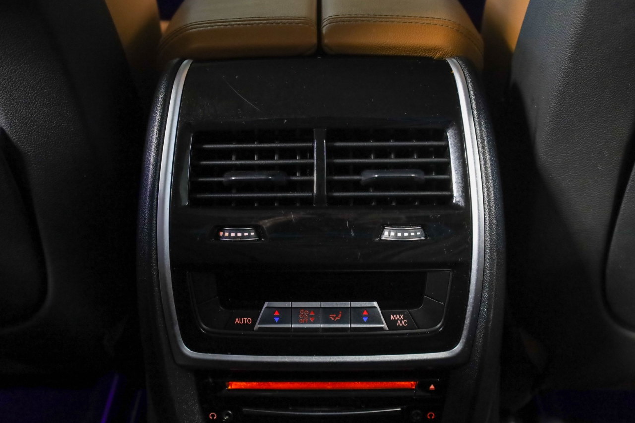 BMW X7 xDrive40i Sports Activity Vehicle 2019