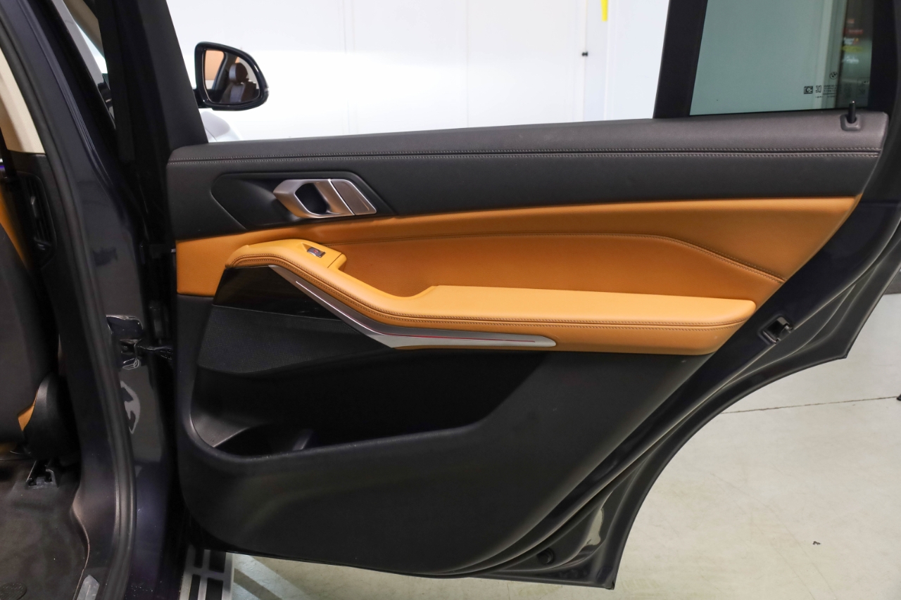 BMW X7 xDrive40i Sports Activity Vehicle 2019