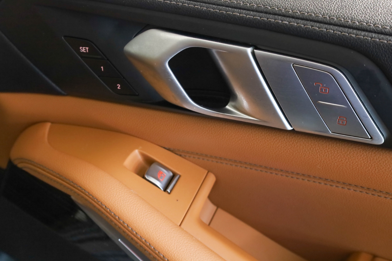 BMW X7 xDrive40i Sports Activity Vehicle 2019