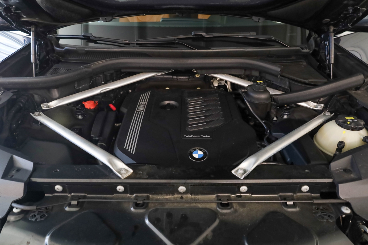 BMW X7 xDrive40i Sports Activity Vehicle 2019