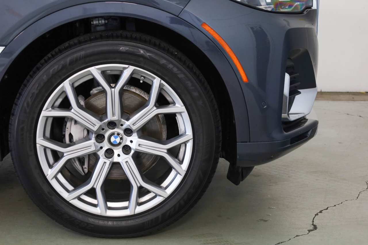 BMW X7 xDrive40i Sports Activity Vehicle 2019