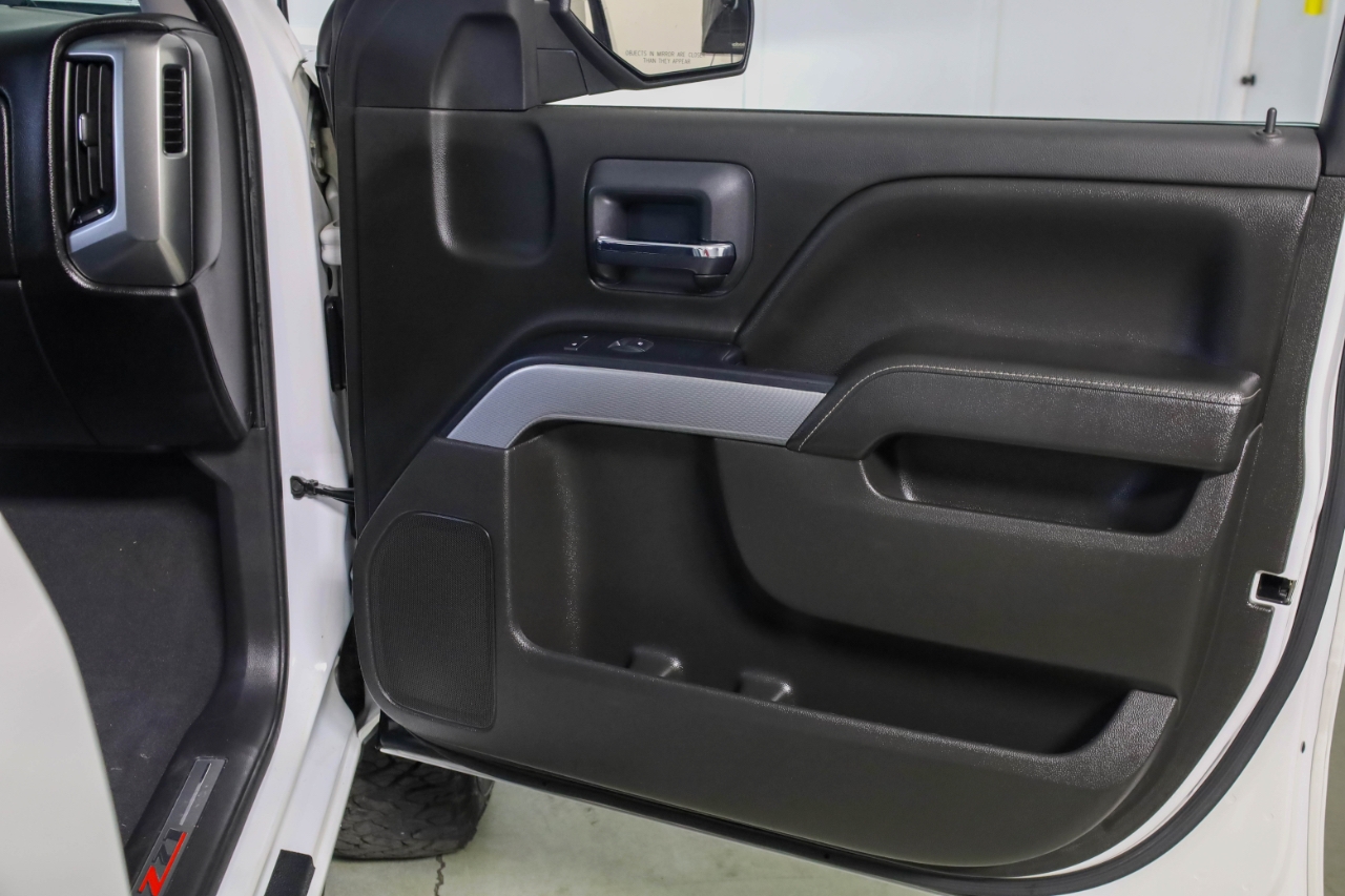 Chevrolet Silverado 1500 4WD Crew Cab 143.5" LT w/2LT 2018