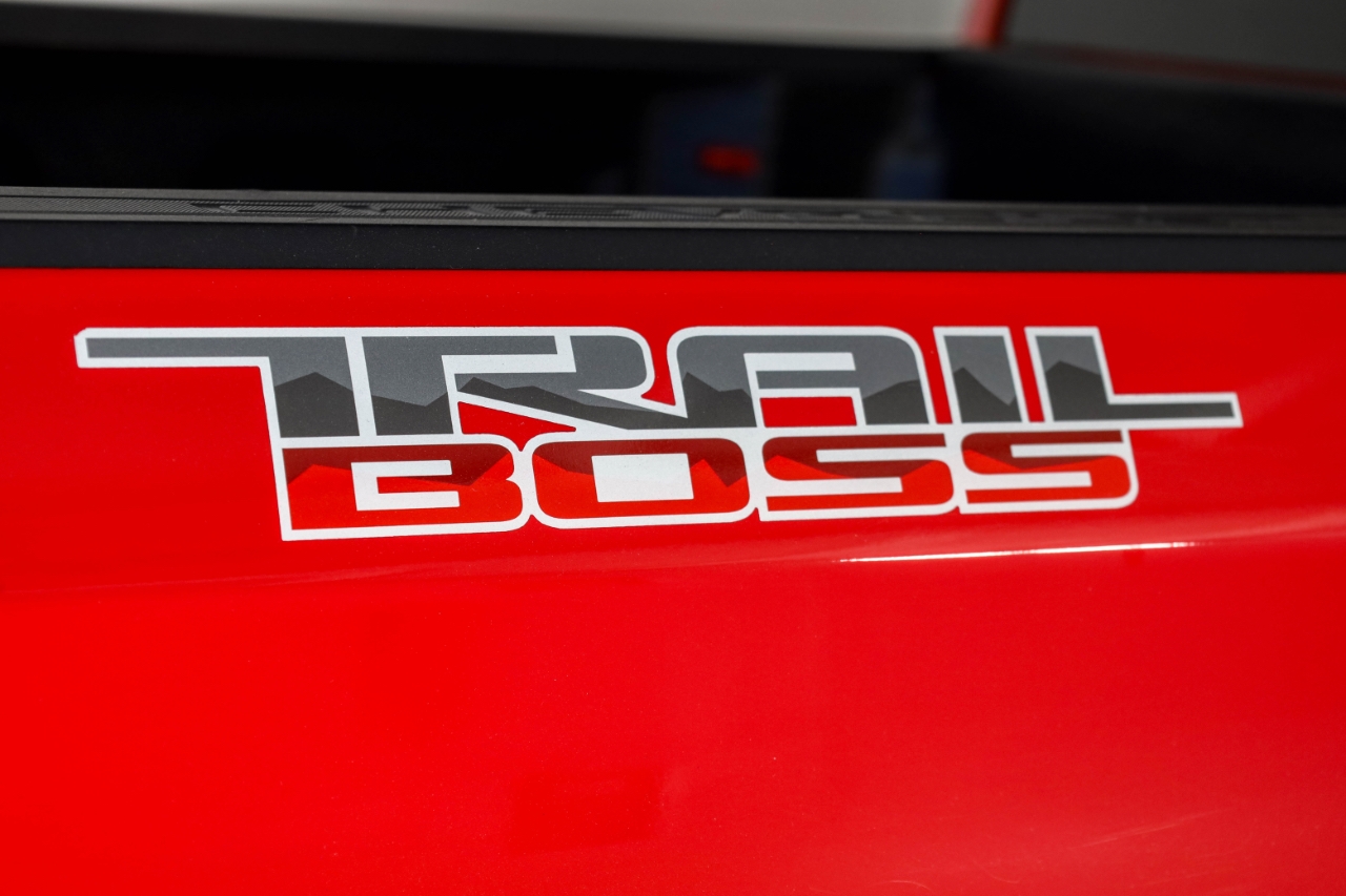 Chevrolet Silverado 1500 4WD Crew Cab 147" LT Trail Boss 2021 Chevrolet Silverado 1500 4WD Crew Cab 147" LT Trail Boss 2021