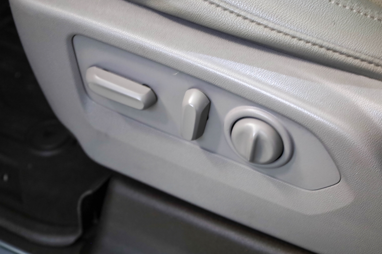 GMC Sierra 1500 4WD Crew Cab 147" SLT 2021