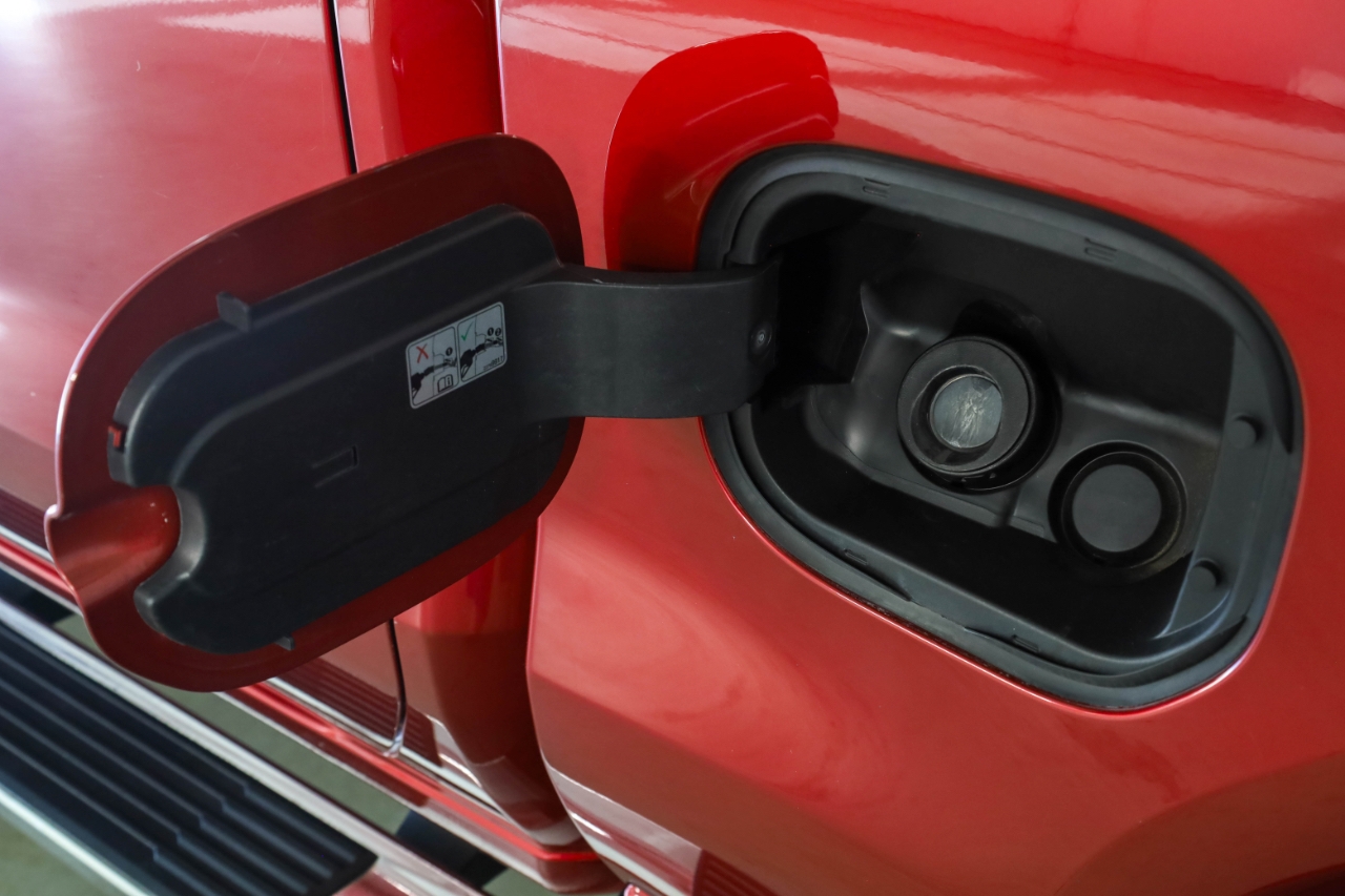 GMC Sierra 1500 4WD Crew Cab 147" SLT 2021