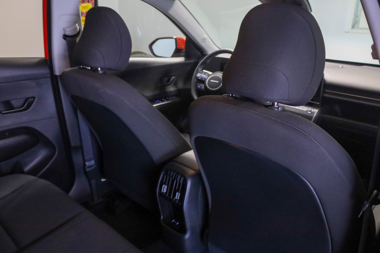 Hyundai Kona SEL FWD 2024 Hyundai Kona SEL FWD 2024