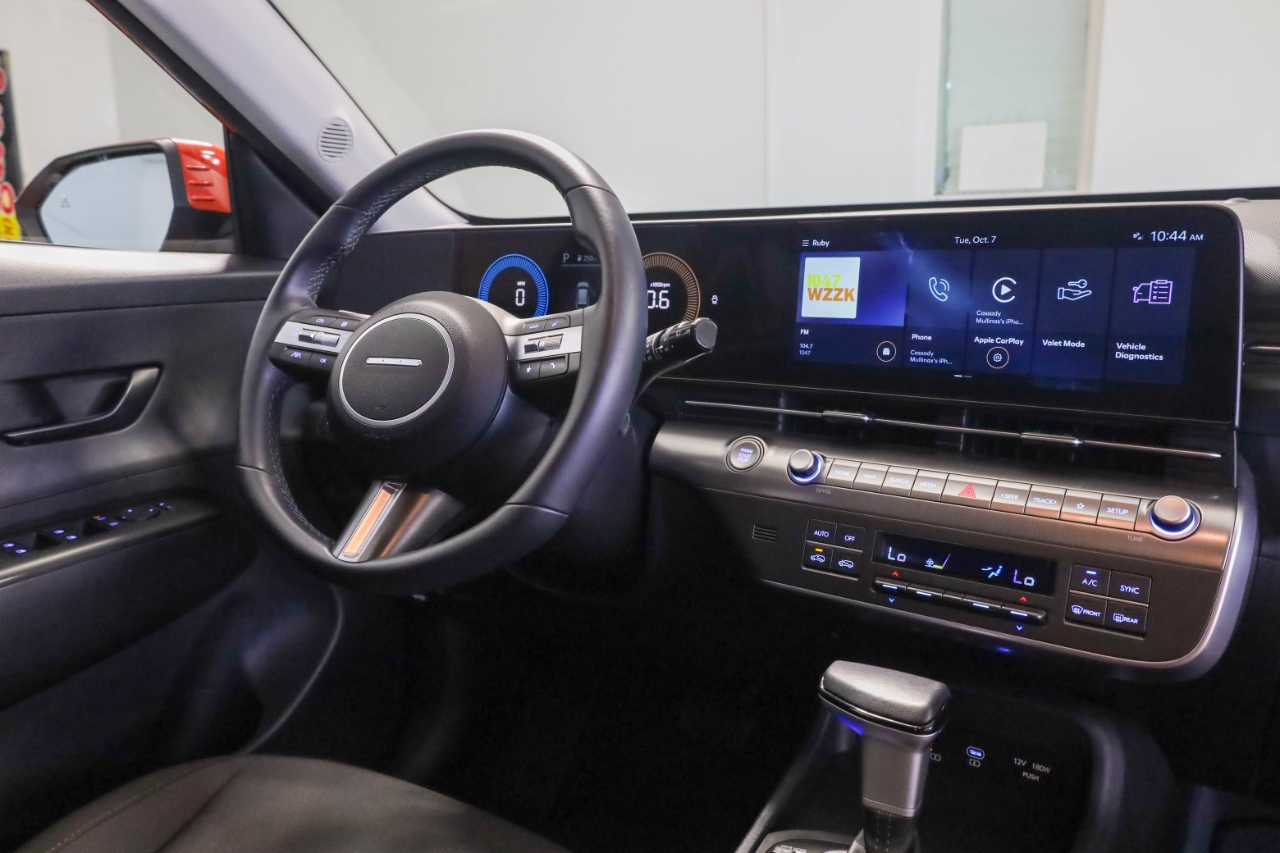 Hyundai Kona SEL FWD 2024