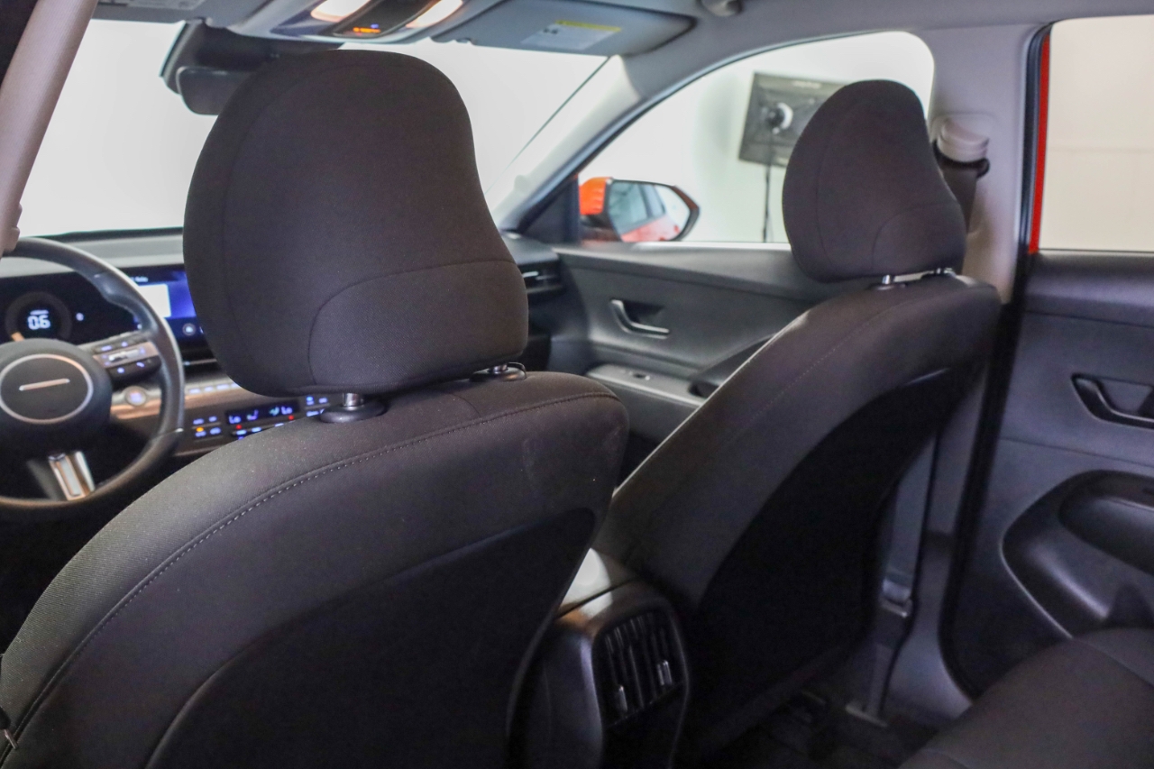 Hyundai Kona SEL FWD 2024