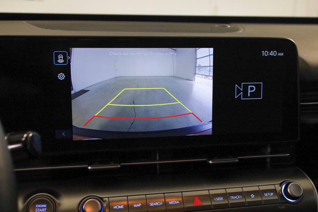 Hyundai Kona SEL FWD 2024