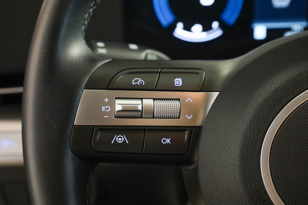 Hyundai Kona SEL FWD 2024