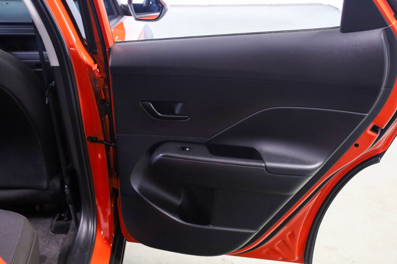 Hyundai Kona SEL FWD 2024