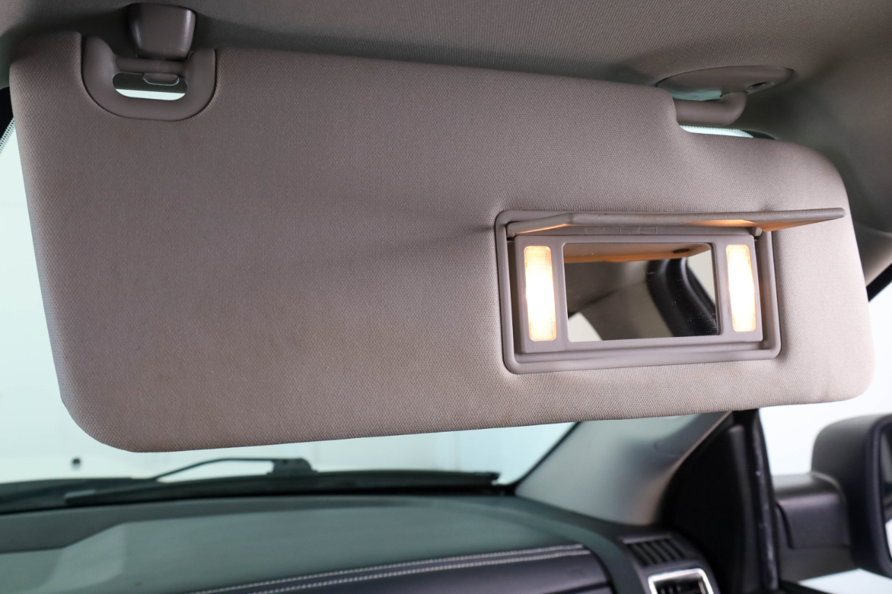 RAM 1500 Night 4x4 Crew Cab 5'7" Box 2017