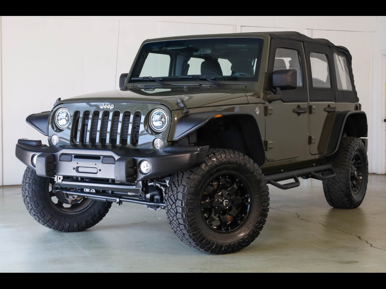 2015 Jeep Wrangler Unlimited 4WD 4dr Sport