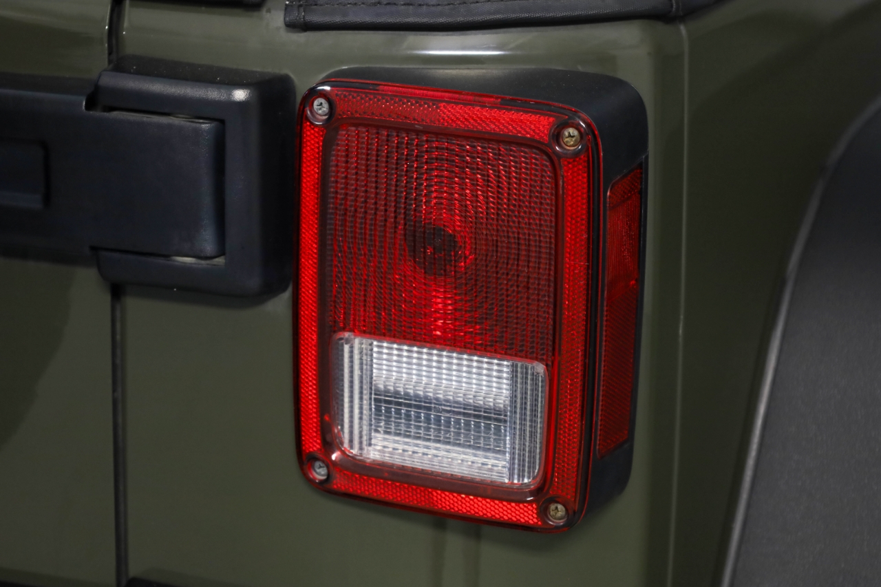 Jeep Wrangler Unlimited 4WD 4dr Sport 2015