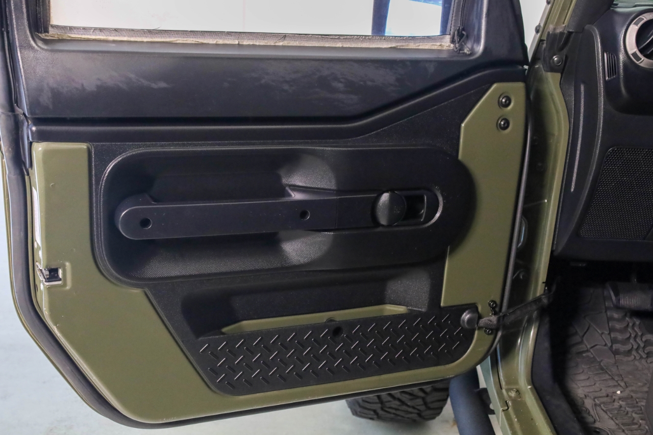 Jeep Wrangler Unlimited 4WD 4dr Sport 2015