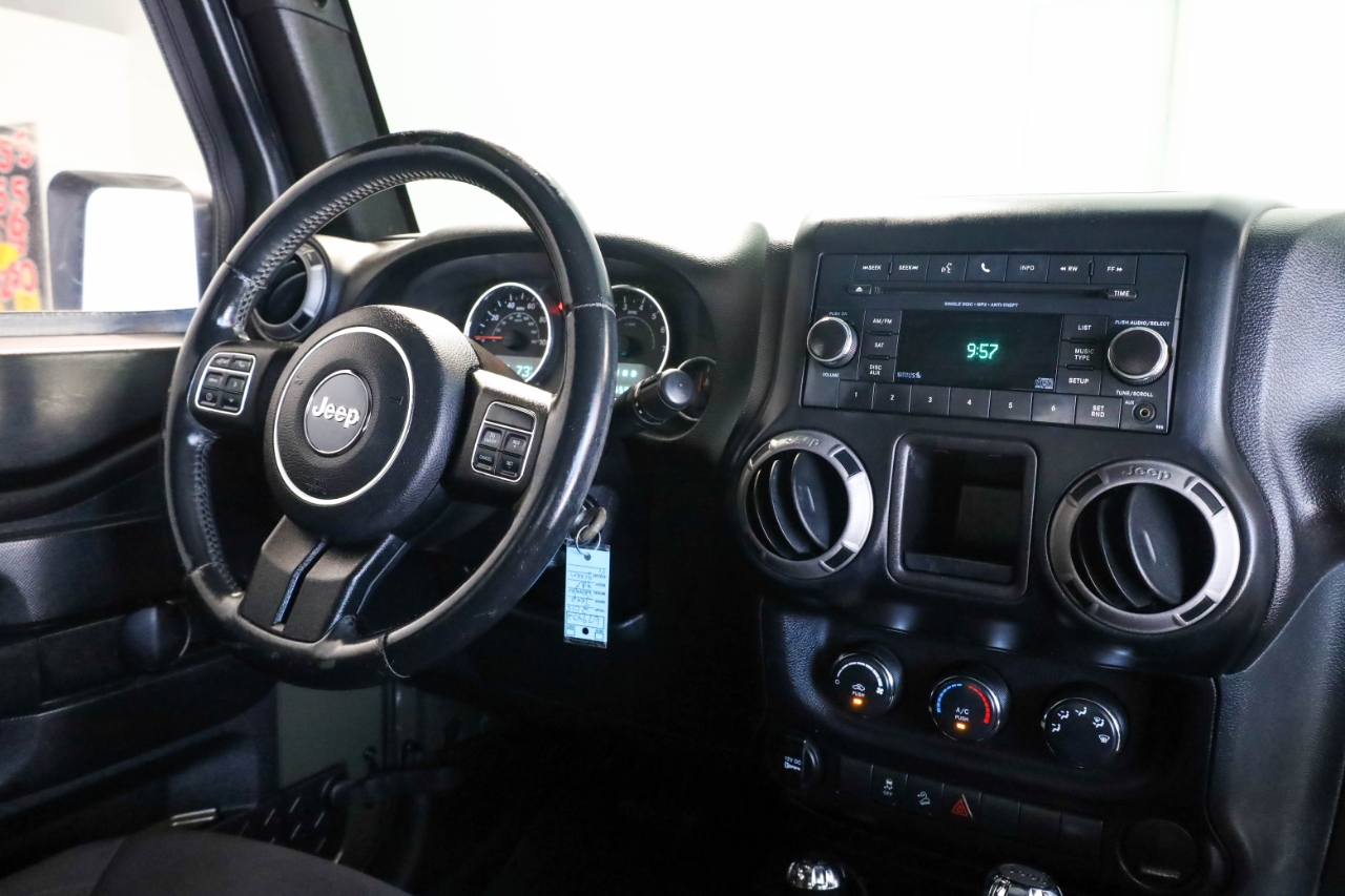 Jeep Wrangler Unlimited 4WD 4dr Sport 2015