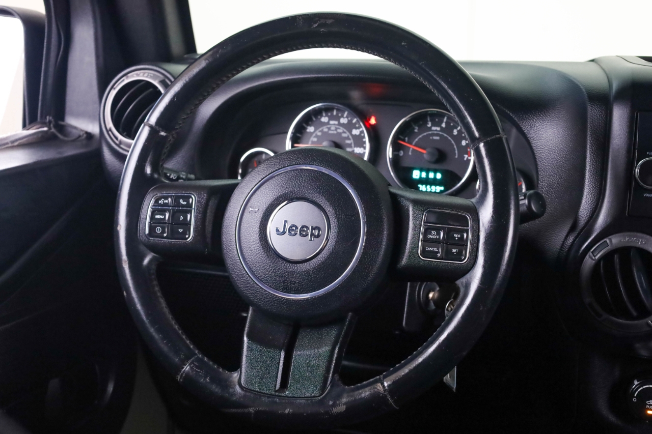 Jeep Wrangler Unlimited 4WD 4dr Sport 2015