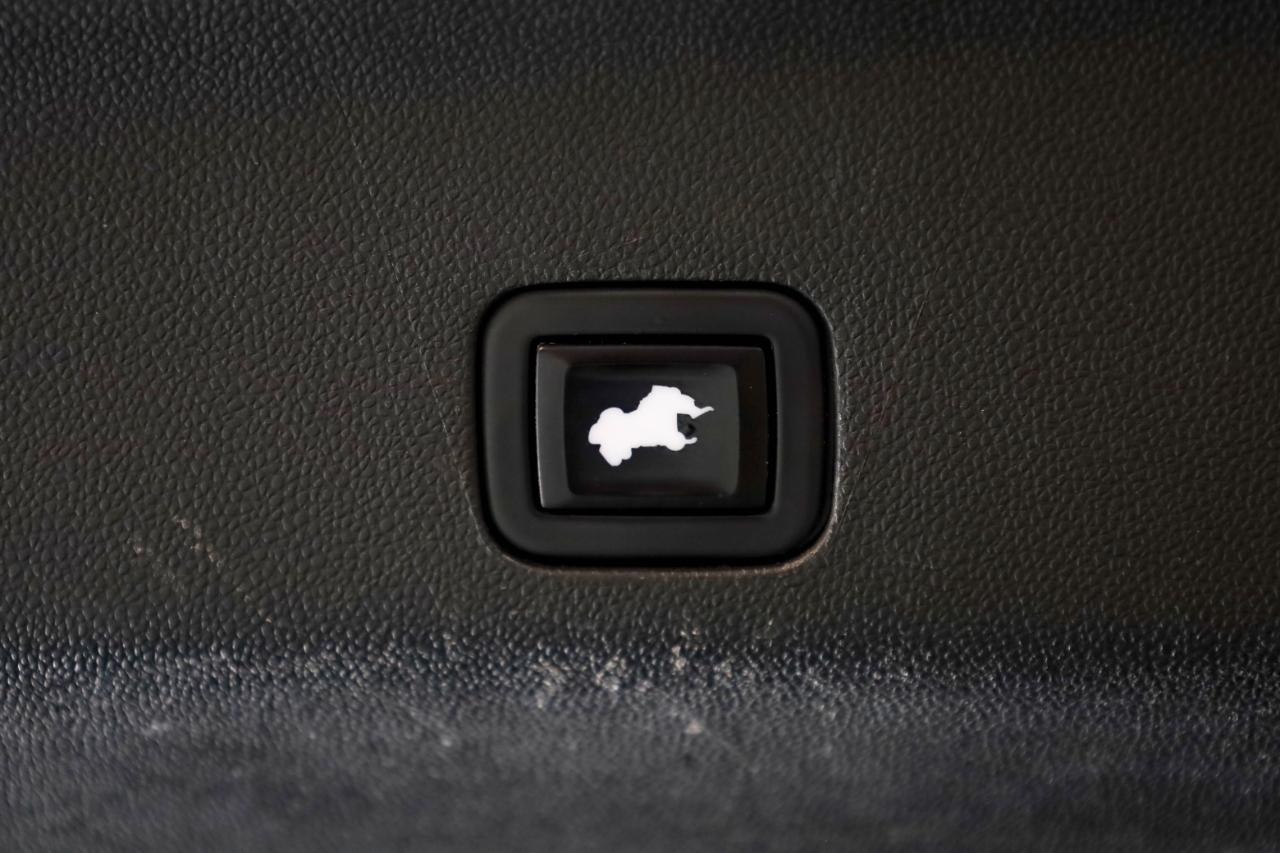 Chevrolet Tahoe 4WD 4dr Z71 2021