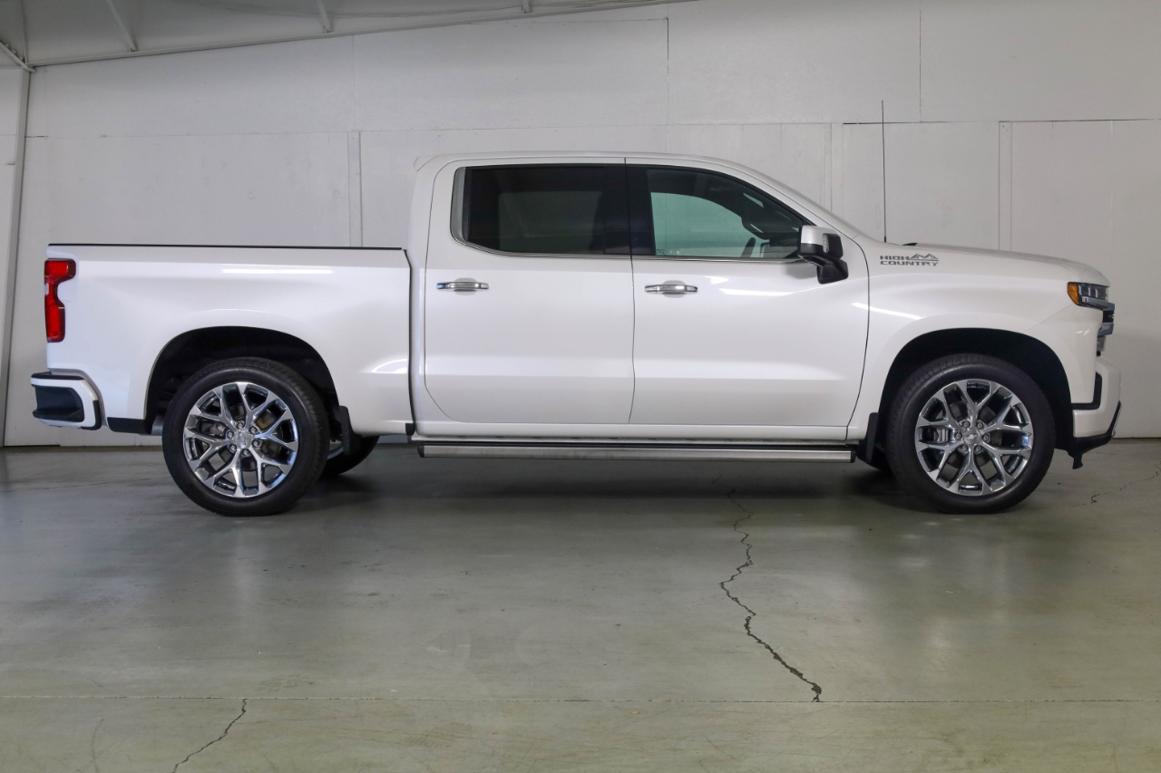 Chevrolet Silverado 1500 4WD Crew Cab 147" High Country 2020 Chevrolet Silverado 1500 4WD Crew Cab 147" High Country 2020