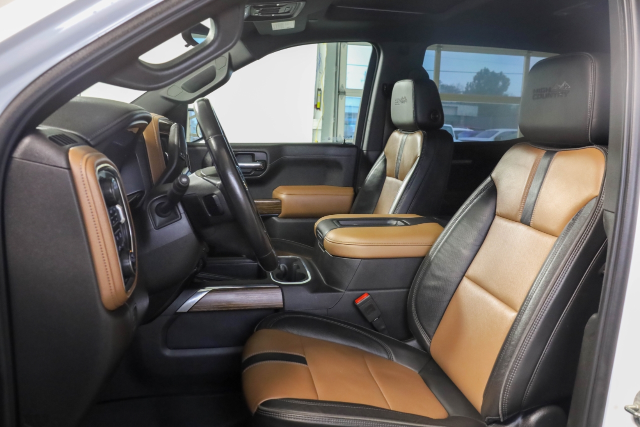 Chevrolet Silverado 1500 4WD Crew Cab 147" High Country 2020 Chevrolet Silverado 1500 4WD Crew Cab 147" High Country 2020