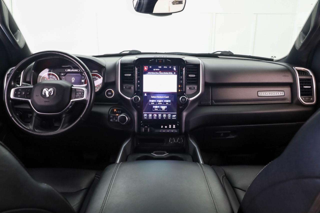 RAM 1500 Big Horn 4x4 Crew Cab 5'7" Box 2021 RAM 1500 Big Horn 4x4 Crew Cab 5'7" Box 2021