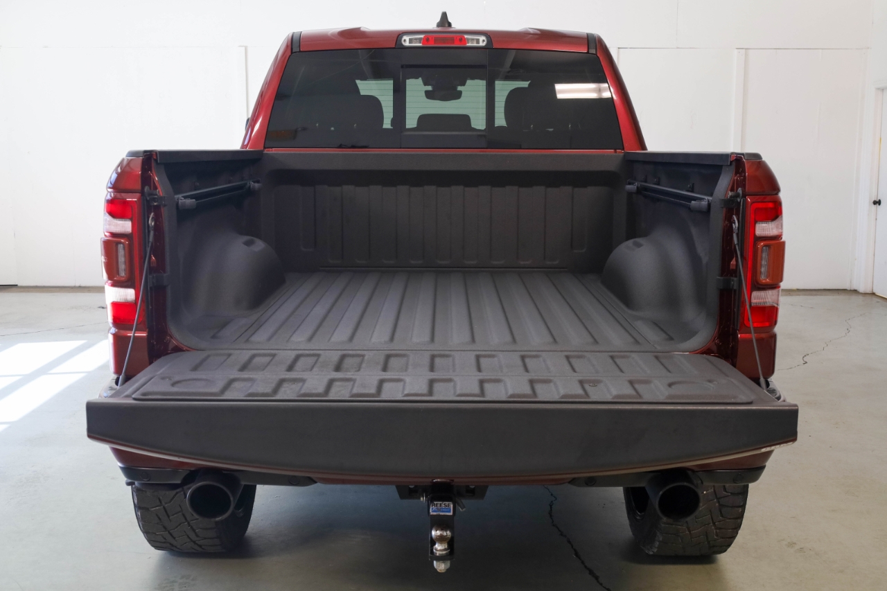 RAM 1500 Big Horn 4x4 Crew Cab 5'7" Box 2021 RAM 1500 Big Horn 4x4 Crew Cab 5'7" Box 2021