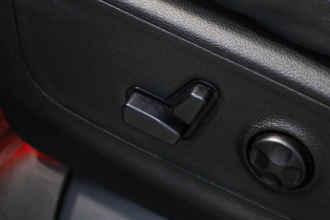 RAM 1500 Big Horn 4x4 Crew Cab 5'7" Box 2021 RAM 1500 Big Horn 4x4 Crew Cab 5'7" Box 2021